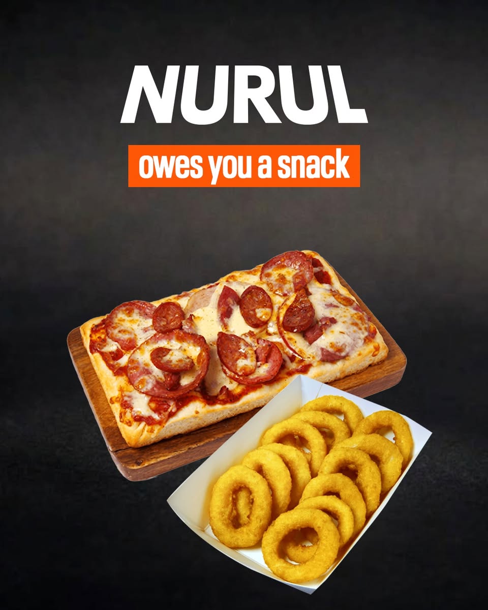 Cheesy bread and onion rings at Gourmet Pizza To Go